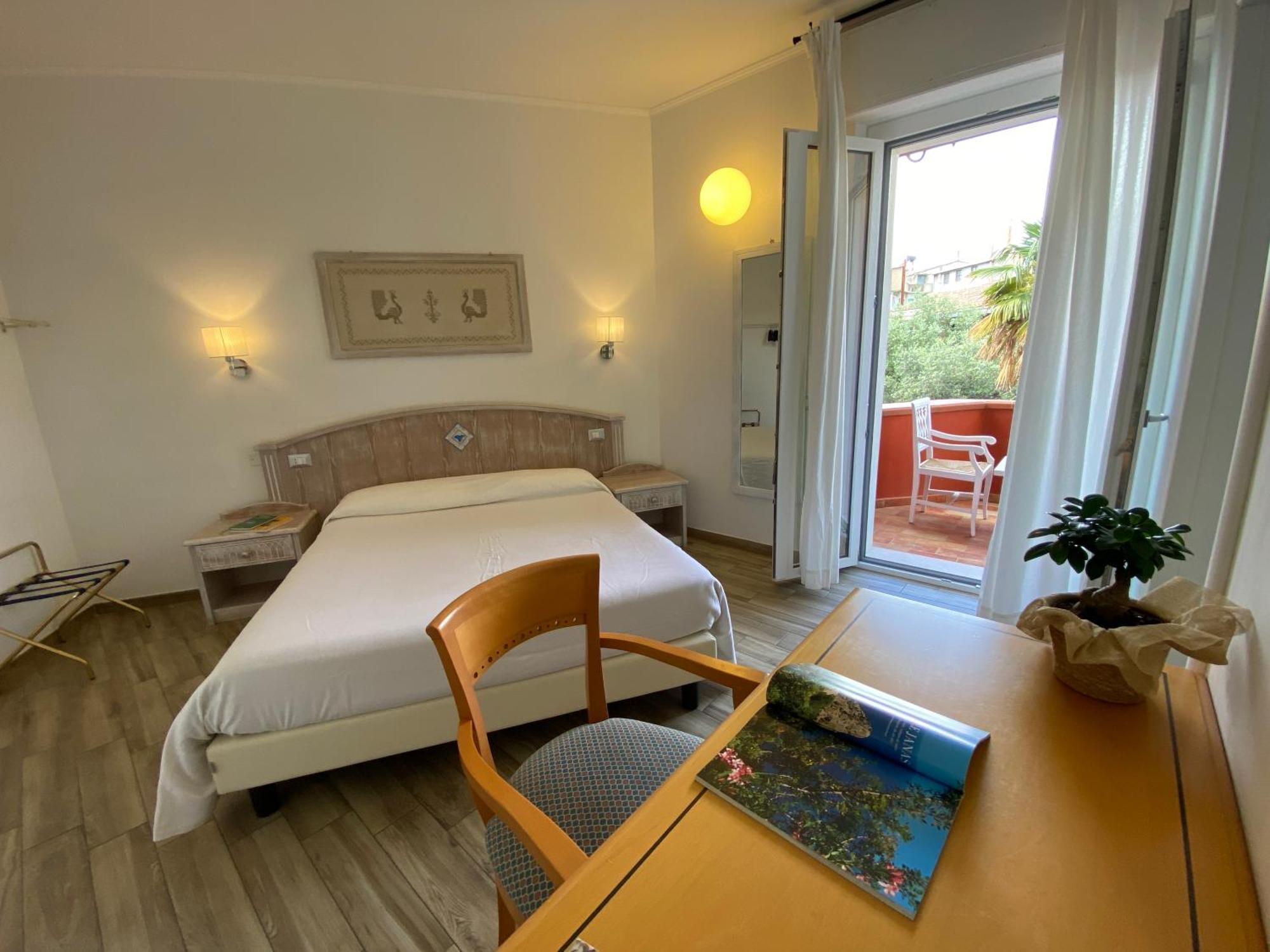 Locanda Degli Artisti Tortoli Ngoại thất bức ảnh