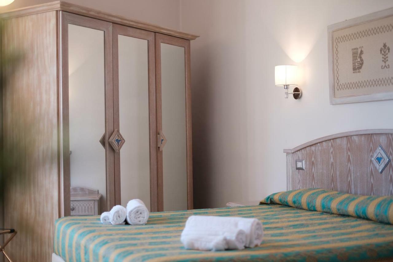 Locanda Degli Artisti Tortoli Ngoại thất bức ảnh